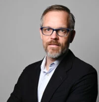 Portrait de Dr. Steffen Petersen